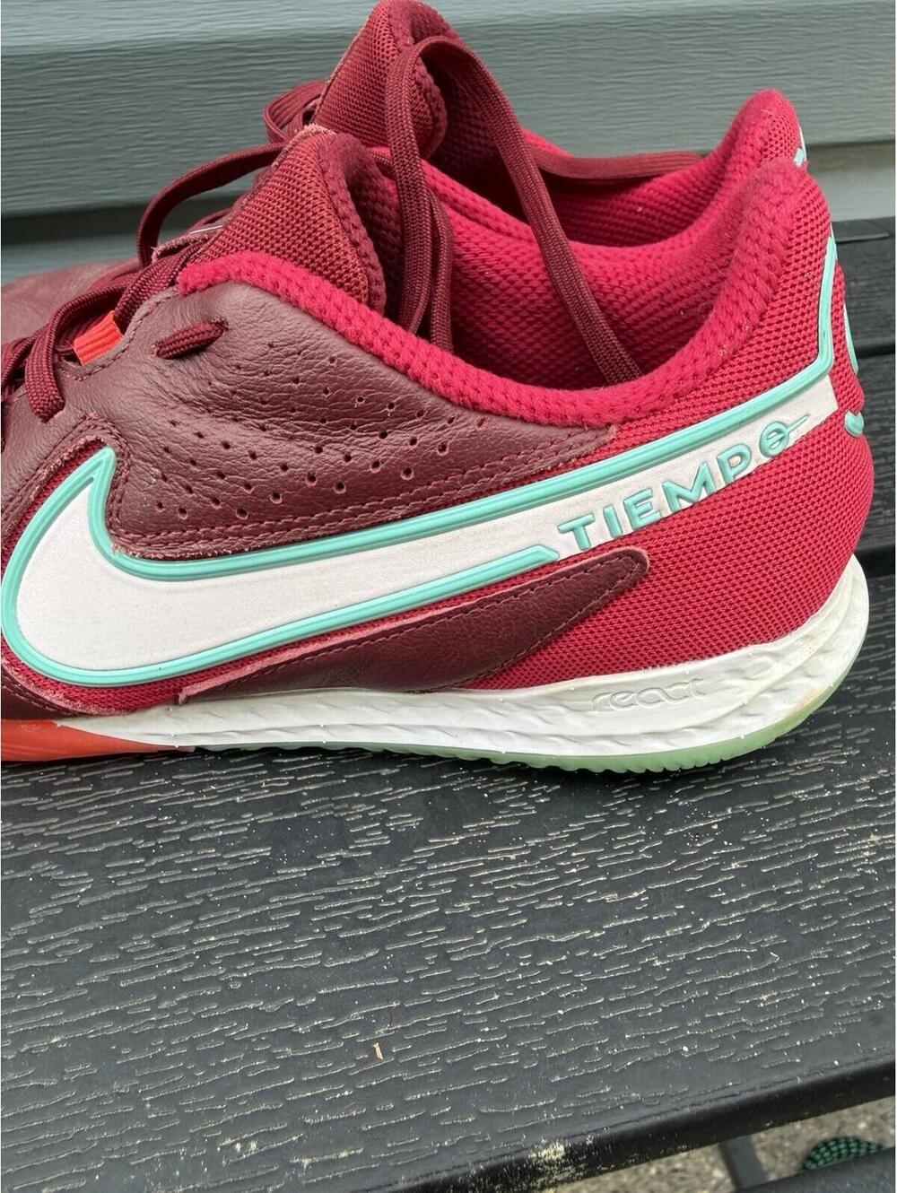 Nike Phantom GT Academy IC Indoor Soccer Shoes Burgundy Red Youth 5.5Y